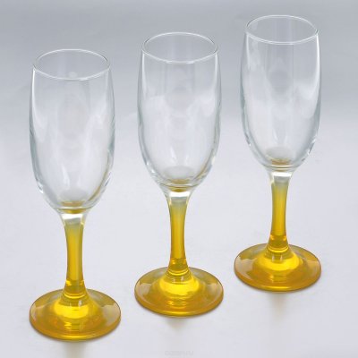     "Glass4you", : , 190 , 3 