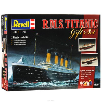   Revell       R.M.S Titanic 2 