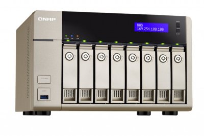     QNAP TVS-863-4G