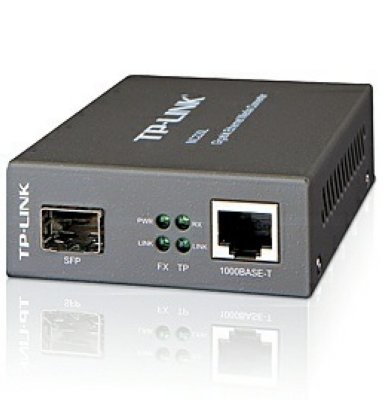   TP-Link (MC220L) 1000Base-T to SFP Media Converter (1 UTP, 1 SFP)