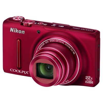     Nikon Coolpix S9500, 