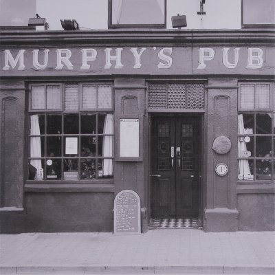      Murphy"s pub 30  30 