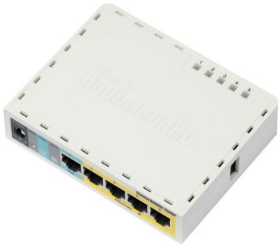    MikroTik RouterBOARD 750UP