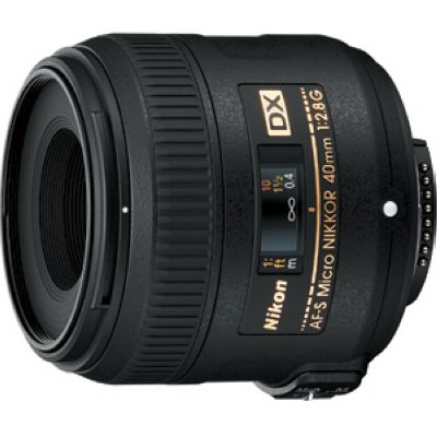    Nikon 40mm f/2.8G AF-S DX Micro NIKKOR