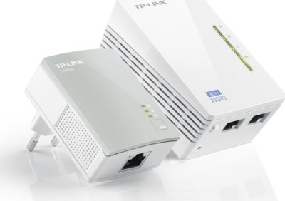    TP-LINK (TL-WPA4220KIT) 300Mbps AV500 WiFi Powerline Extender Kit (2 ,UTP, 802.11b/